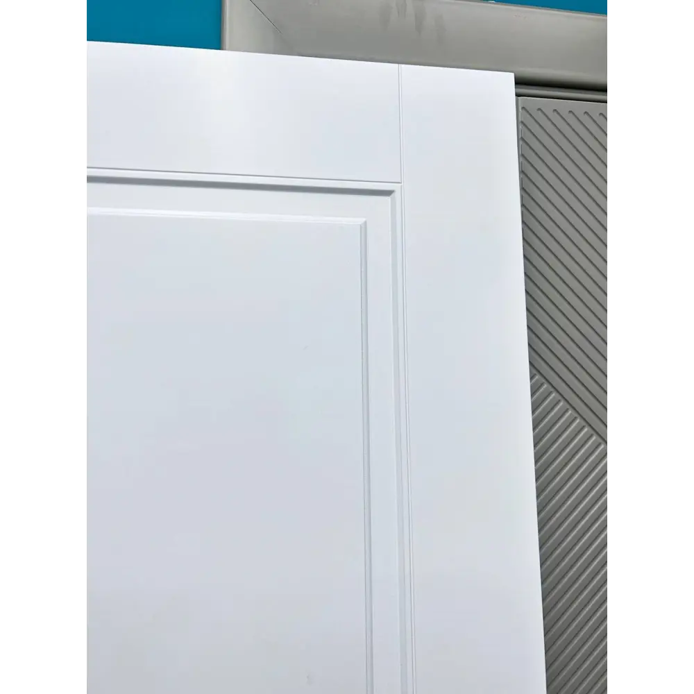 Фото 7 Комплект межкомнатной двери Wanmark Скай-2 глухая 190x60см эмаль цвет белый с коробом и наличниками