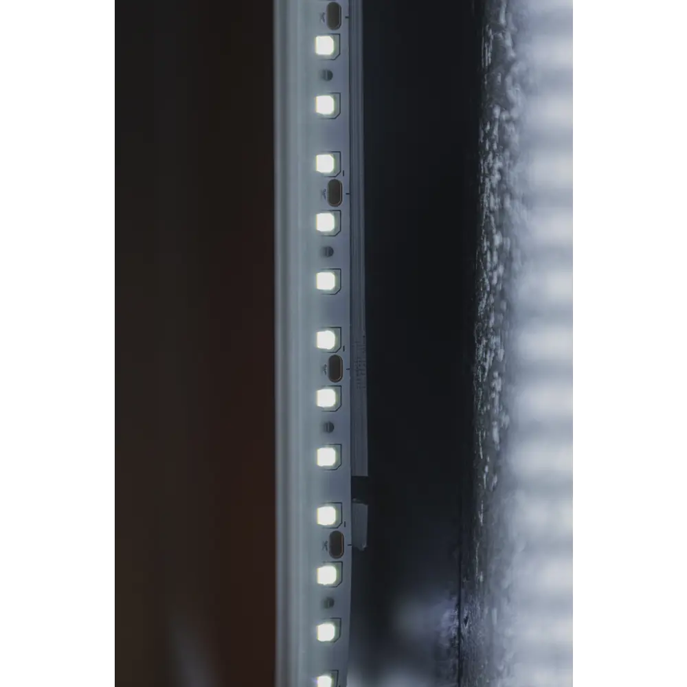Фото 3 Зеркало Silver Mirrors Malta - Lite 600x800 открытая LED-подсветка, сенсорный выключатель Фото 3 Зеркало Silver Mirrors Malta - Lite 600x800 открытая LED-подсветка, сенсорный выключатель