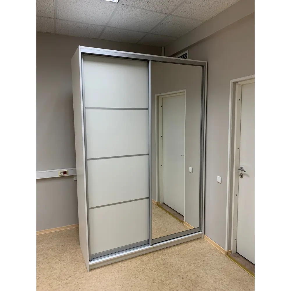 Фото 2 Шкаф-купе Клевер Атина с зеркалом 240x150х58 см 6 полок лдсп цвет белый Фото 2 Шкаф-купе Клевер Атина с зеркалом 240x150х58 см 6 полок лдсп цвет белый