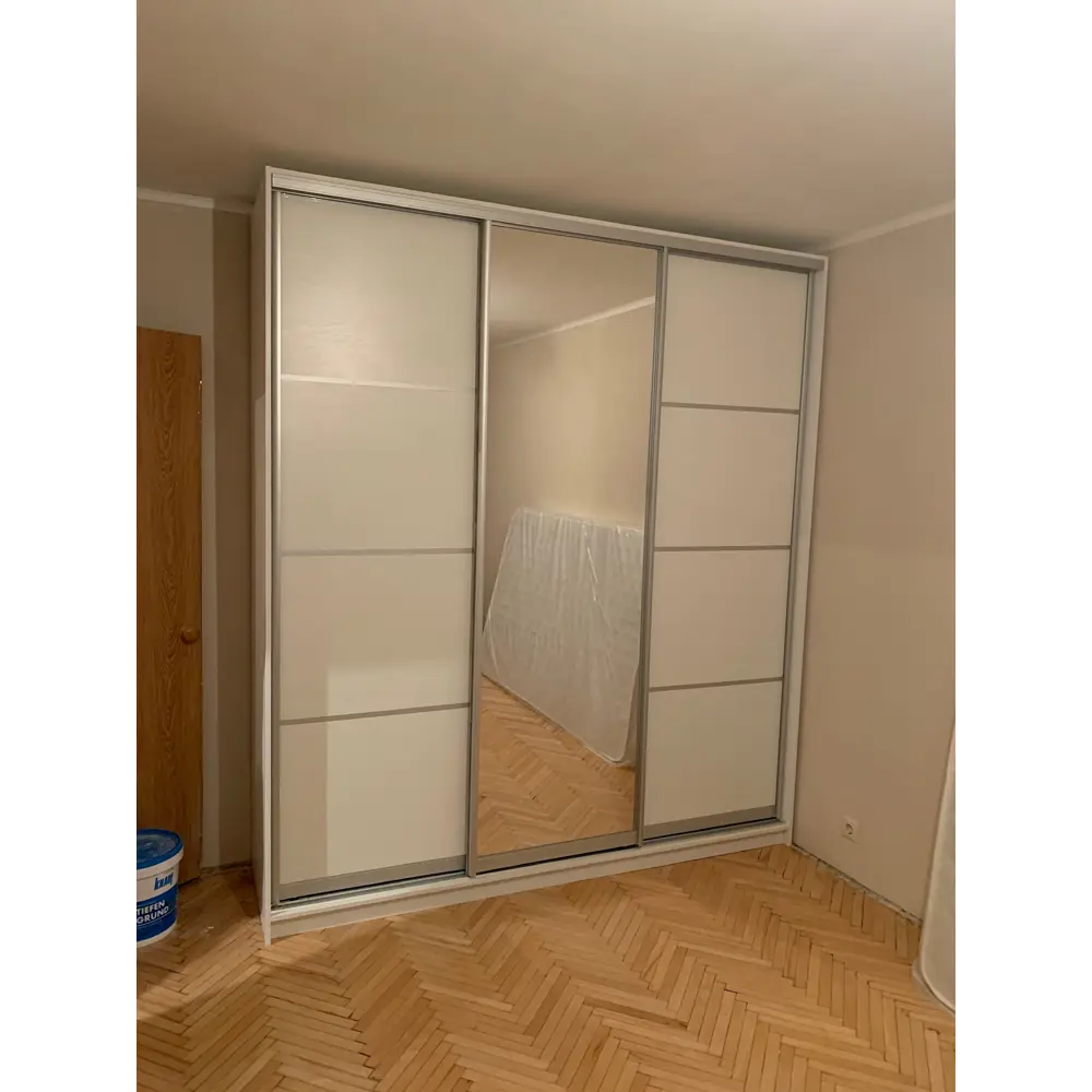 Фото 2 Шкаф-купе Клевер Атина с зеркалом 240x250х45 см 9 полок лдсп цвет белый Фото 2 Шкаф-купе Клевер Атина с зеркалом 240x250х45 см 9 полок лдсп цвет белый