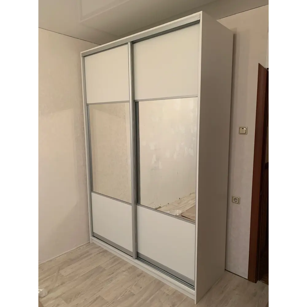 Фото 7 Шкаф-купе Клевер Атина комбинированный 240x180х50 см 6 полок лдсп цвет белый Фото 7 Шкаф-купе Клевер Атина комбинированный 240x180х50 см 6 полок лдсп цвет белый