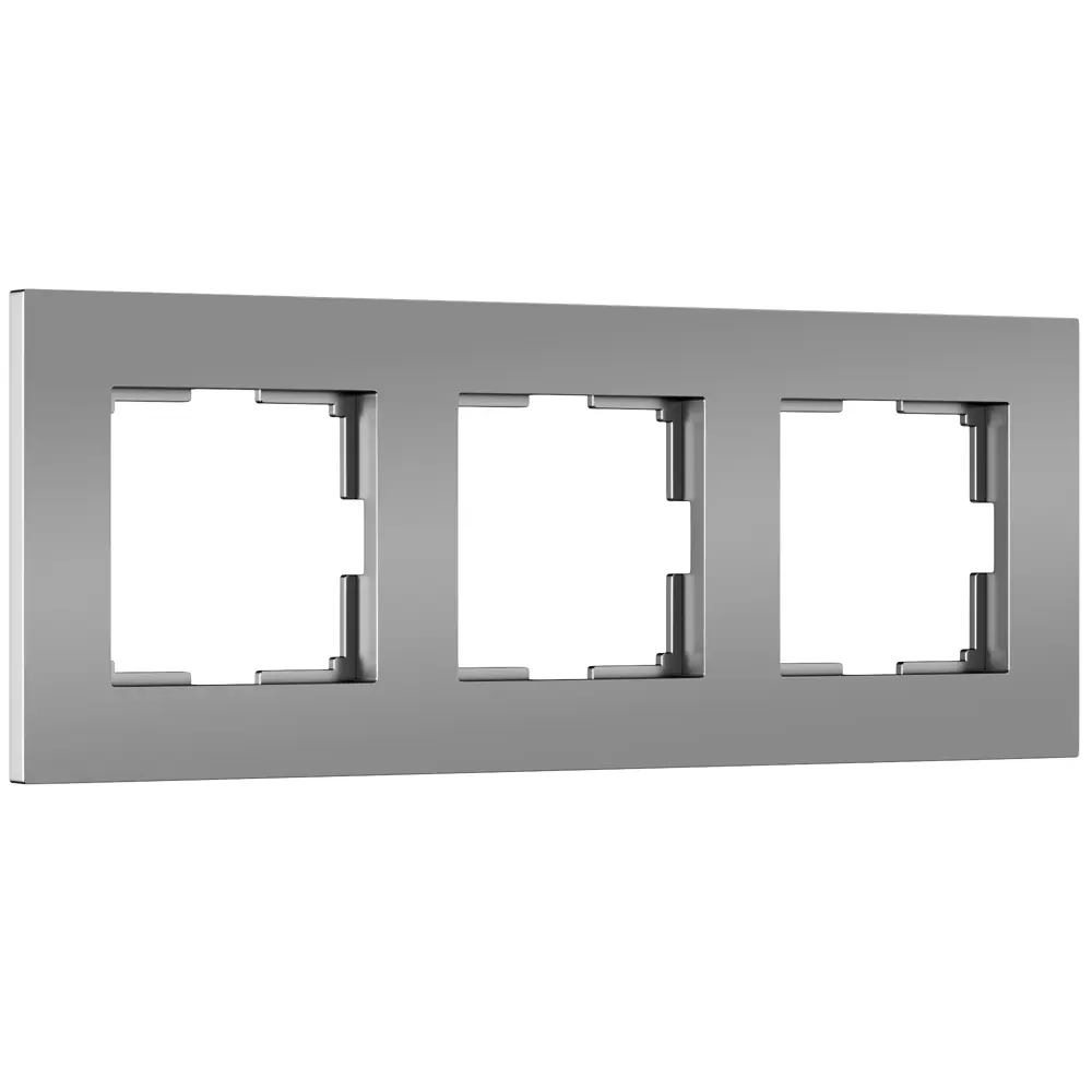 Фото 3 Рамка для розеток и выключателей Werkel Slab W0032965 3 поста цвет серебро матовый Фото 3 Рамка для розеток и выключателей Werkel Slab W0032965 3 поста цвет серебро матовый