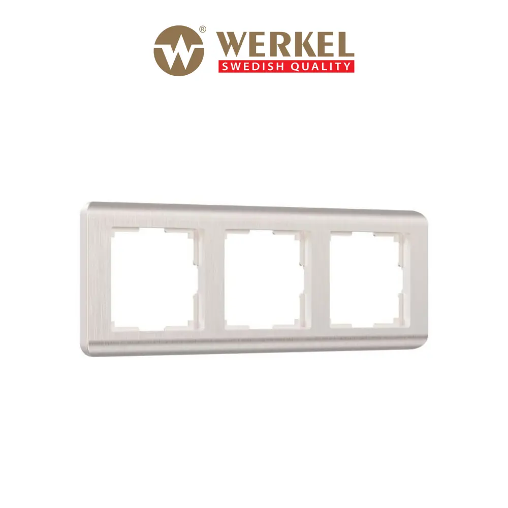 Фото Рамка для розеток и выключателей Werkel Stream 3 поста цвет перламутровый Фото Рамка для розеток и выключателей Werkel Stream 3 поста цвет перламутровый