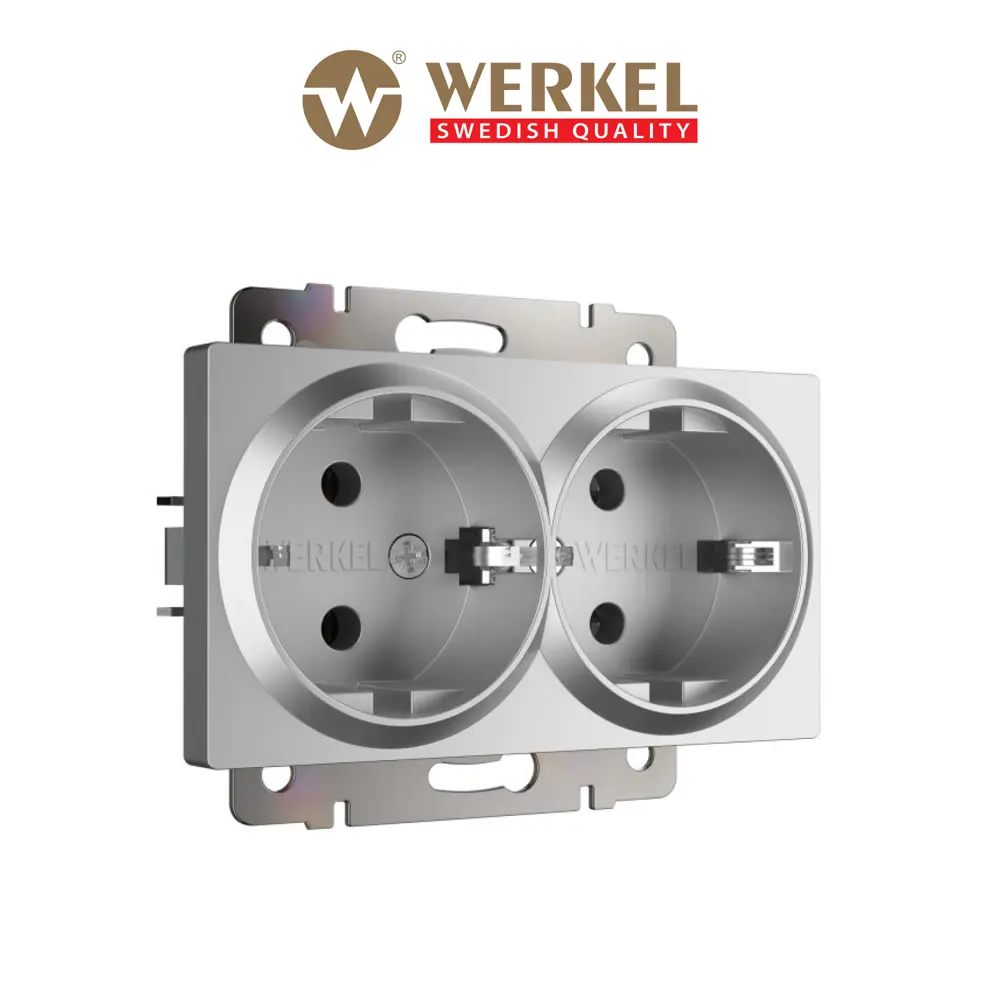 Фото Розетка встраиваемая Werkel a051525 с заземлением цвет серебряный