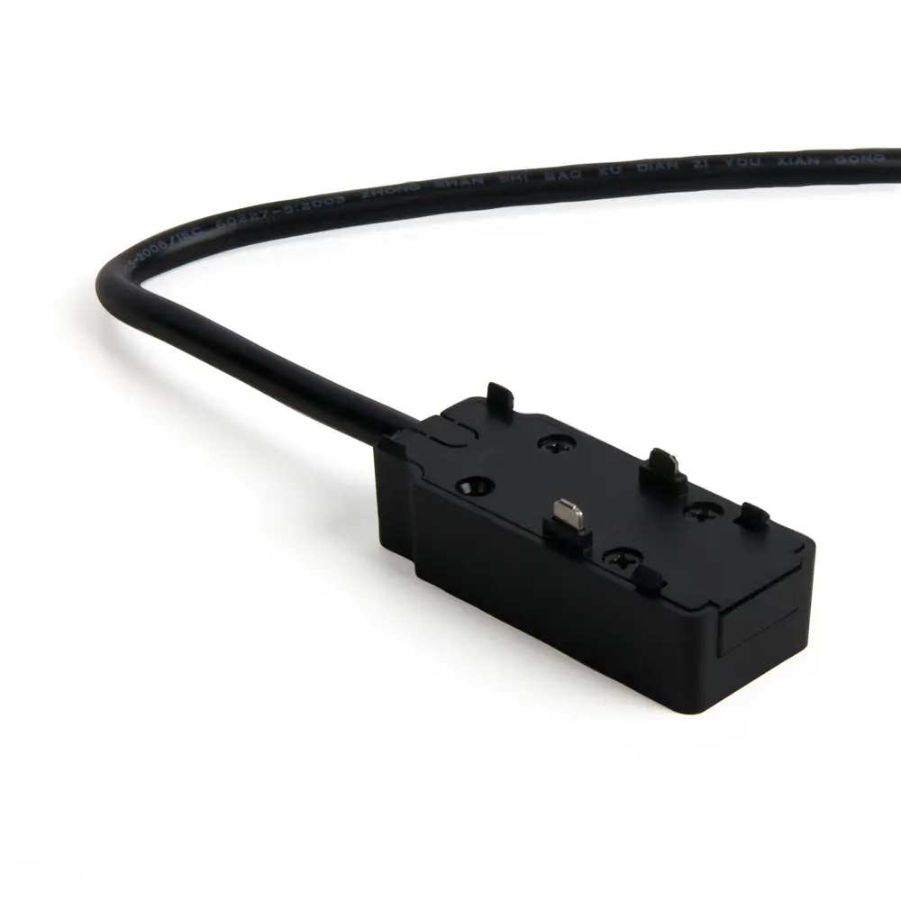 Фото 3 Коннектор ввода питания для шинопровода Elektrostandard Flat Magnetic 85001/00 цвет чёрный Фото 3 Коннектор ввода питания для шинопровода Elektrostandard Flat Magnetic 85001/00 цвет чёрный
