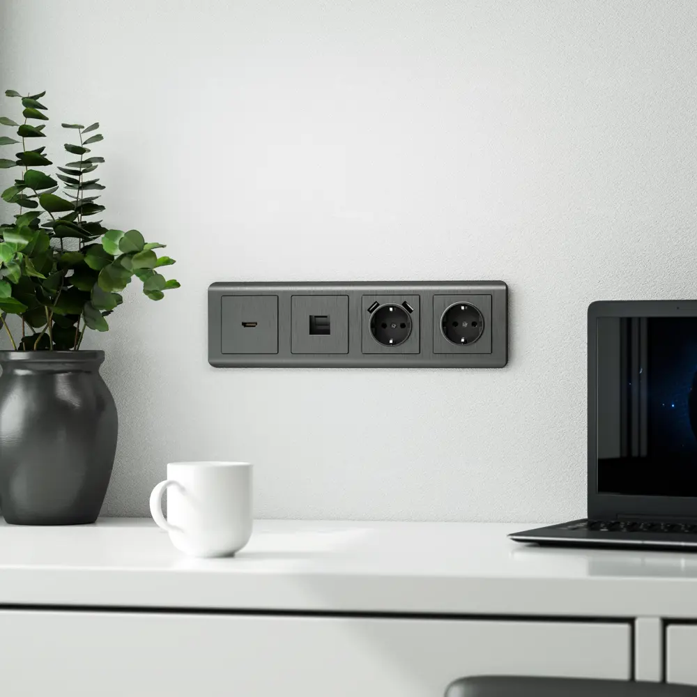 Фото 6 Накладка для розетки HDMI Werkel W1196004 цвет графит рифленый 2 шт. Фото 6 Накладка для розетки HDMI Werkel W1196004 цвет графит рифленый 2 шт.