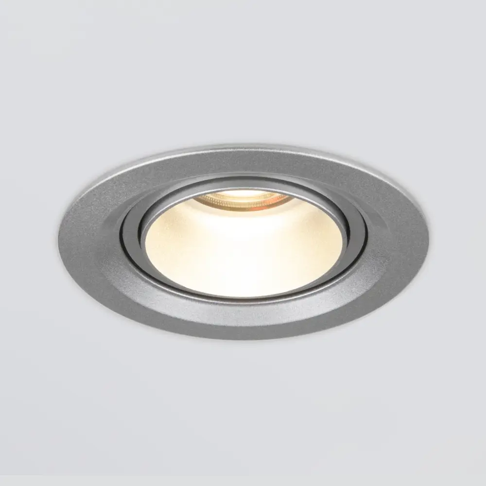 Фото 3 Встраиваемый светильник Elektrostandard 9920 LED 15W 4200K серебро Фото 3 Встраиваемый светильник Elektrostandard 9920 LED 15W 4200K серебро