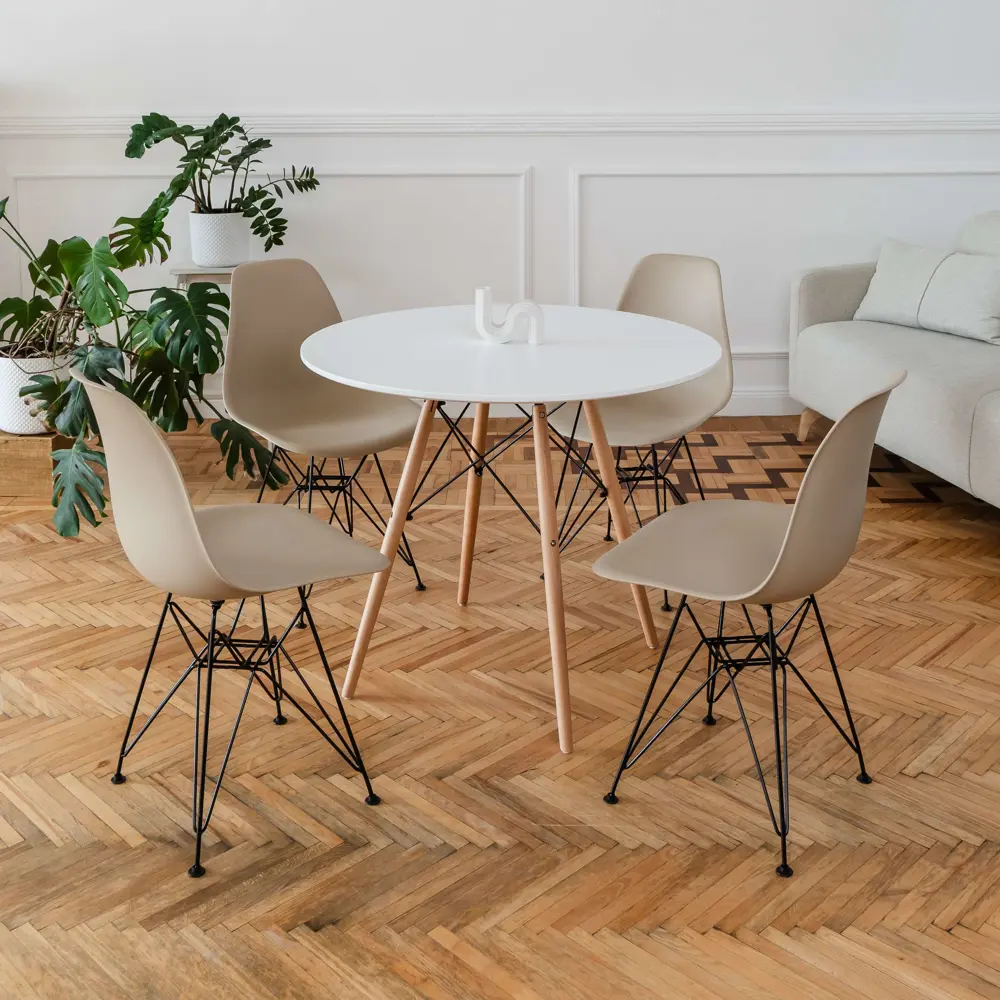 Фото Комплект кухонных стульев 4 шт Derstuhl Black 45x82x45 см полипропилен цвет темно-бежевый Фото Комплект кухонных стульев 4 шт Derstuhl Black 45x82x45 см полипропилен цвет темно-бежевый