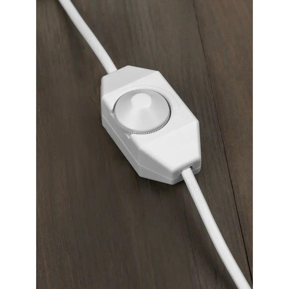 Фото Шнур сетевой Tdm electric SQ1305-0043 без заземления без выключателя 6 A 2 м цвет белый Фото Шнур сетевой Tdm electric SQ1305-0043 без заземления без выключателя 6 A 2 м цвет белый