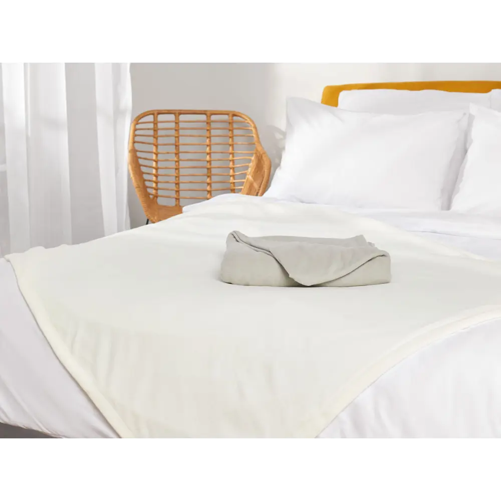 Фото 5 Плед МИ Текстиль 167580 160x120 см флис цвет молочный Фото 5 Плед МИ Текстиль 167580 160x120 см флис цвет молочный