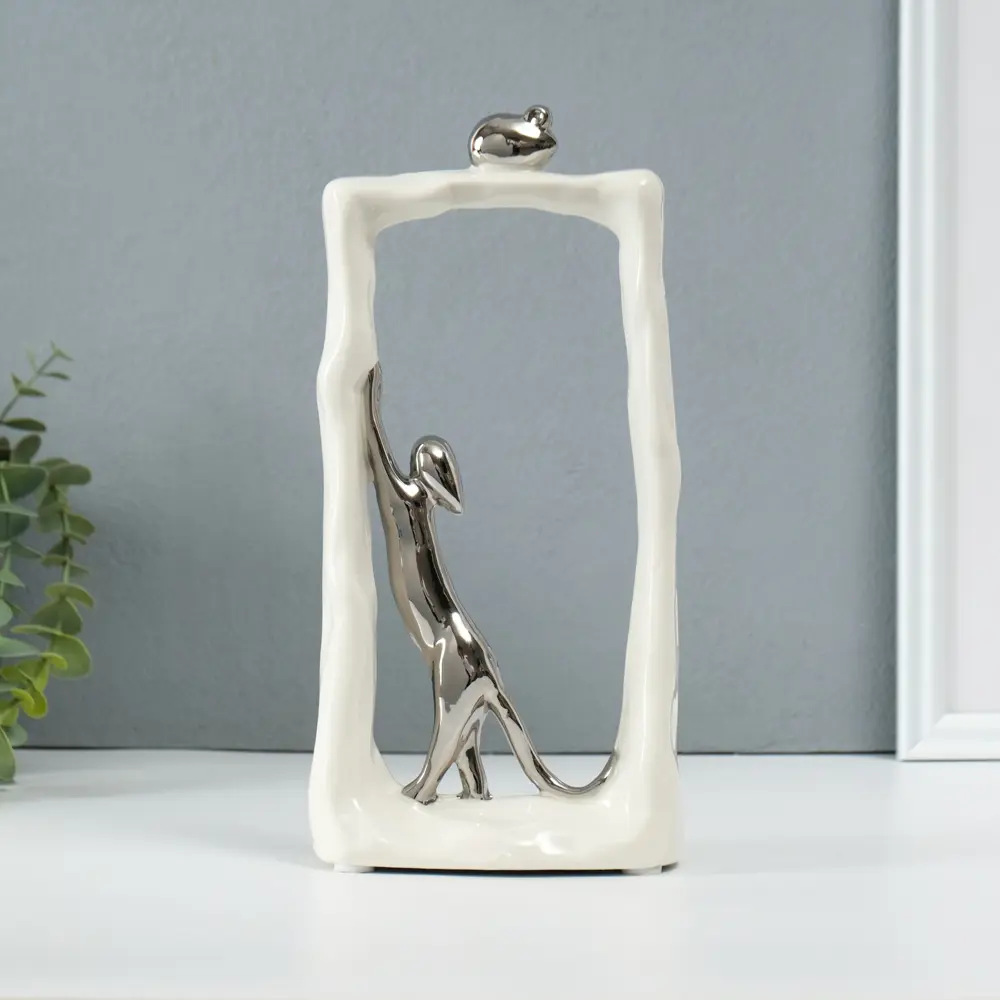 Фото 4 Сувенир керамика Кошки-мышки - охота. Прямоугольник белый с серебром 62х12х245 см 10323645