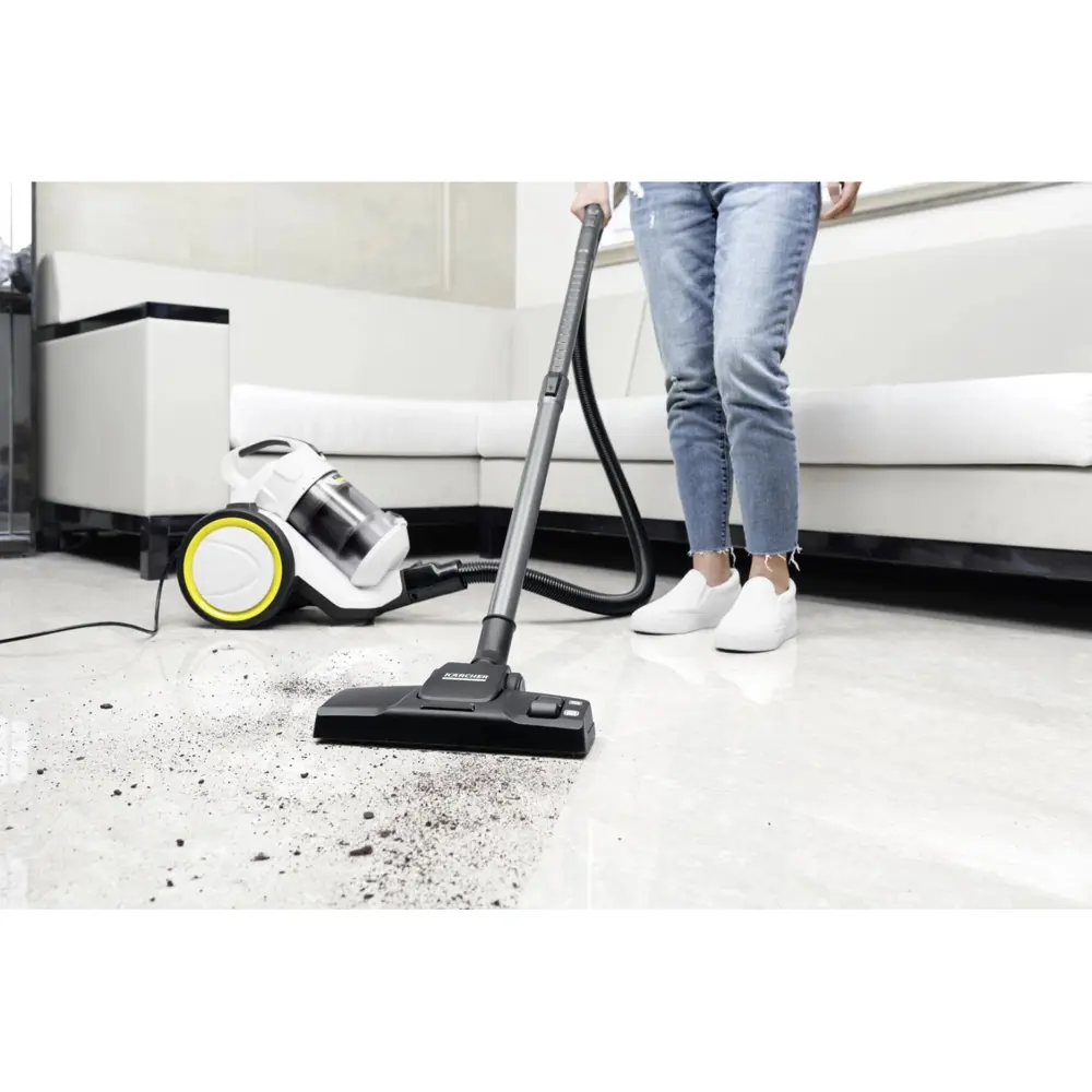 Фото 12 Пылесос с мешком-пылесборником с влажной уборкой Karcher 1.198-053.0 700 Вт 0 л цвет белый Фото 12 Пылесос с мешком-пылесборником с влажной уборкой Karcher 1.198-053.0 700 Вт 0 л цвет белый