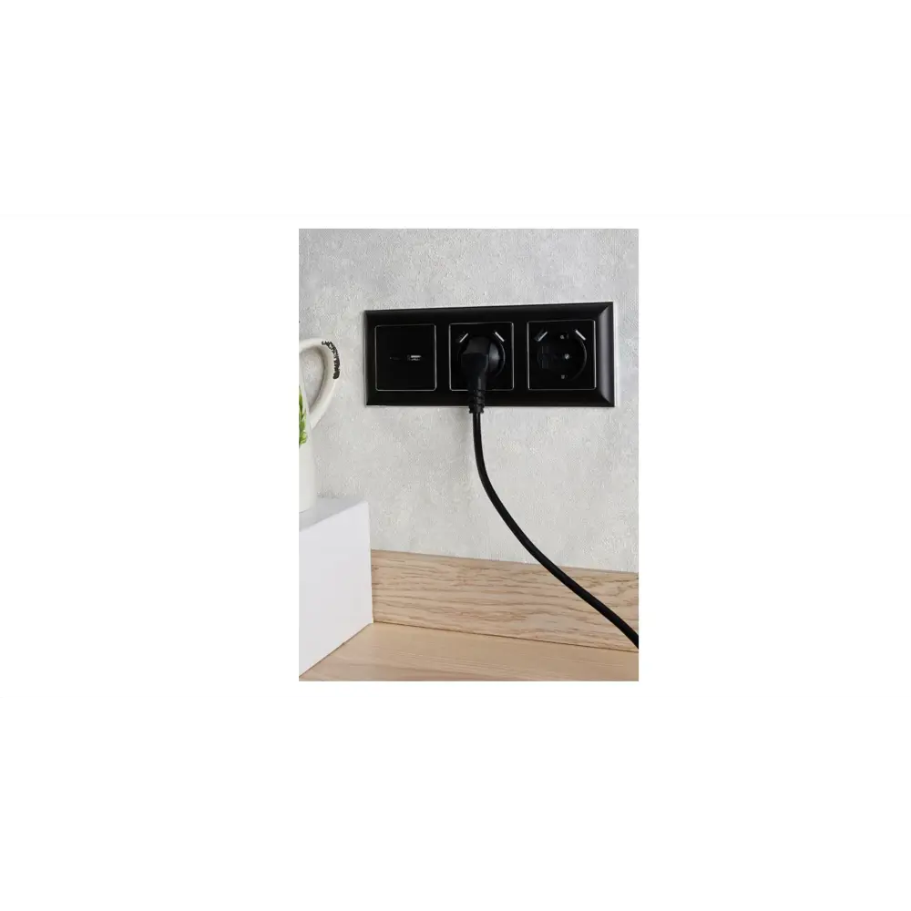 Фото 7 Рамка для розеток и выключателей Iek Brite 3 поста цвет хром/черный Фото 7 Рамка для розеток и выключателей Iek Brite 3 поста цвет хром/черный