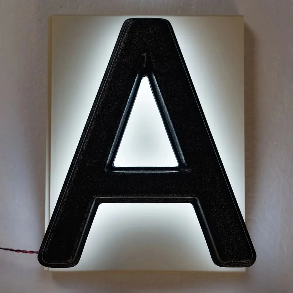 Фото 2 Адресная табличка на дом PINЛайт буква заглавная "А" бежевая подложка с задней холодной подсветкой