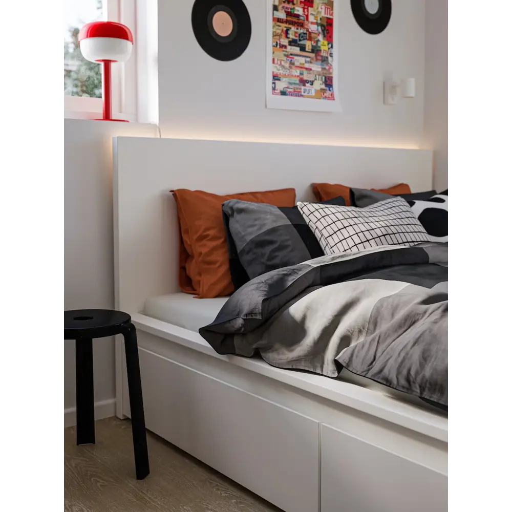 Фото 10 Комплект постельного белья Vigrana БРУНИЯ миткаль 1.5-спальный наволочка 50 x 70- 1 шт цвет серый, черный Фото 10 Комплект постельного белья Vigrana БРУНИЯ миткаль 1.5-спальный наволочка 50 x 70- 1 шт цвет серый, черный