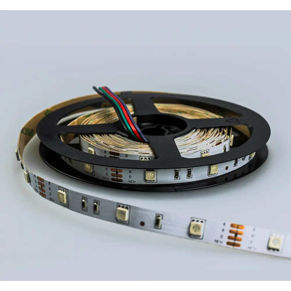 Фото 10 Светодиодная лента Eleganz Lux 5050 30 LED (7.2W/M) 12V RGB IP20, 5м Фото 10 Светодиодная лента Eleganz Lux 5050 30 LED (7.2W/M) 12V RGB IP20, 5м