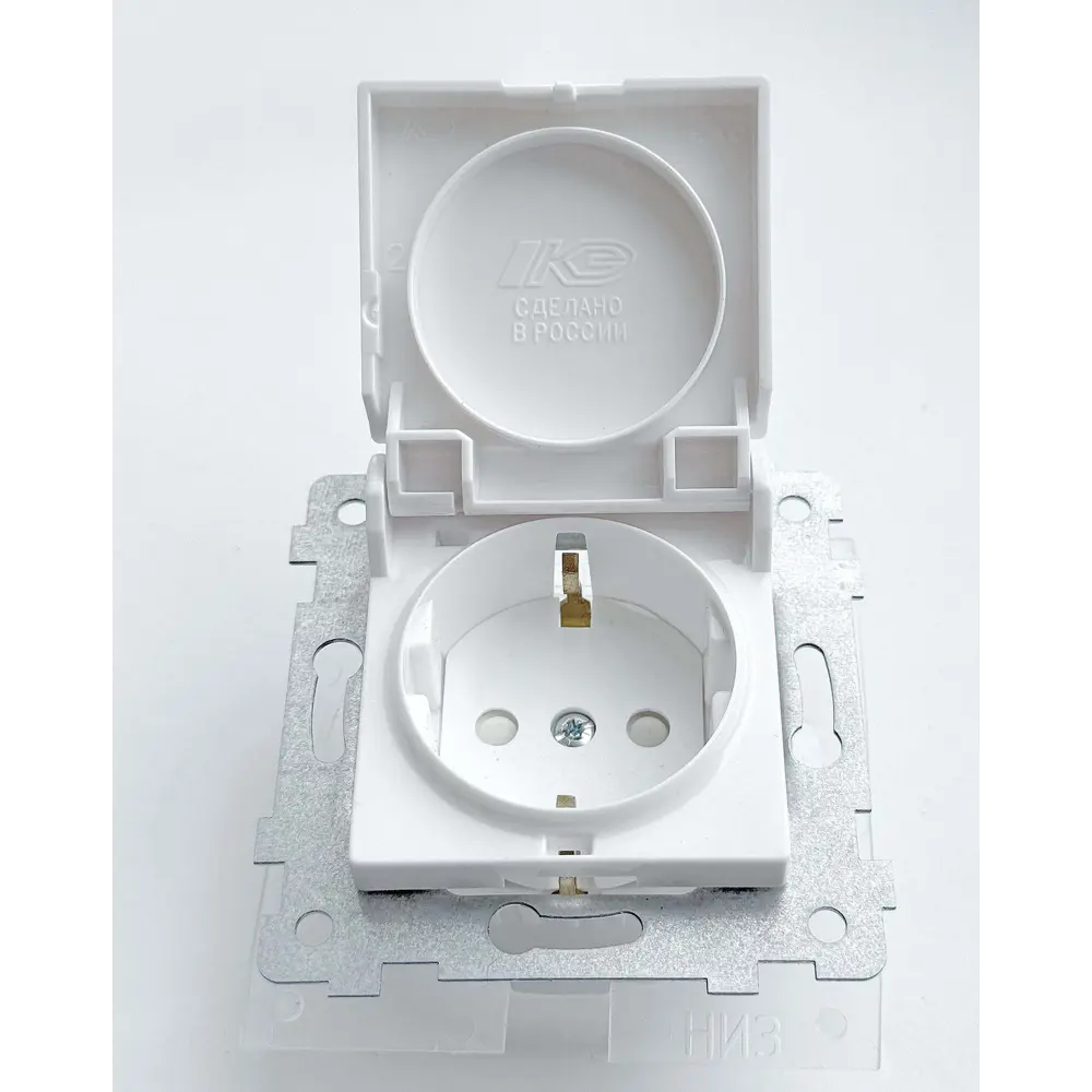 Фото 2 Розетка встраиваемые Кунцево-электро Мария 110077 с заземлением цвет белый