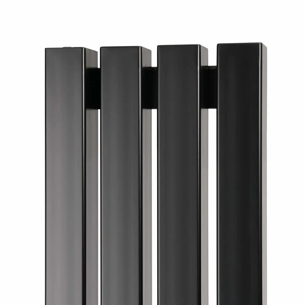 Фото 4 Радиатор Arbiola Compact V 1800-63 10 секций чёрный вертикальный c нижним подключением Фото 4 Радиатор Arbiola Compact V 1800-63 10 секций чёрный вертикальный c нижним подключением