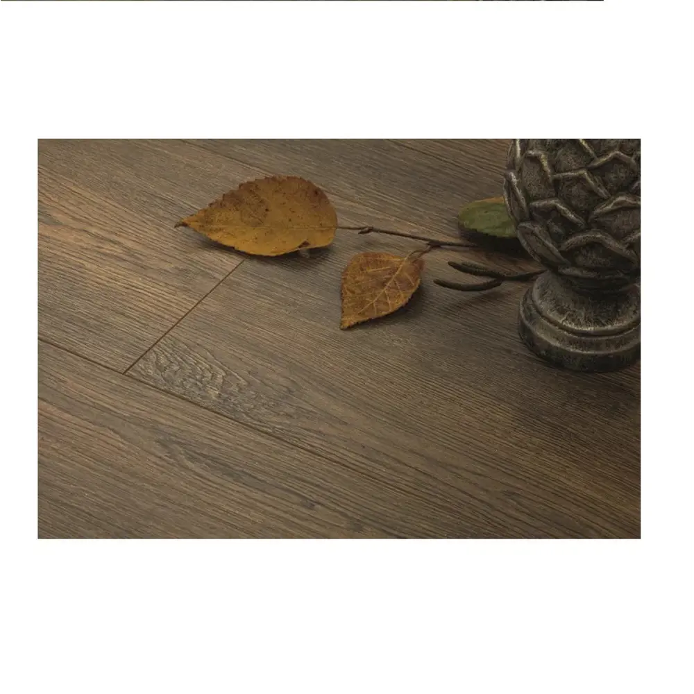Фото Ламинат Master Floor Standart EG Oak Flamestyle 33 класс толщина 10 мм с фаской 2.14 м², цена за упаковку Фото Ламинат Master Floor Standart EG Oak Flamestyle 33 класс толщина 10 мм с фаской 2.14 м², цена за упаковку