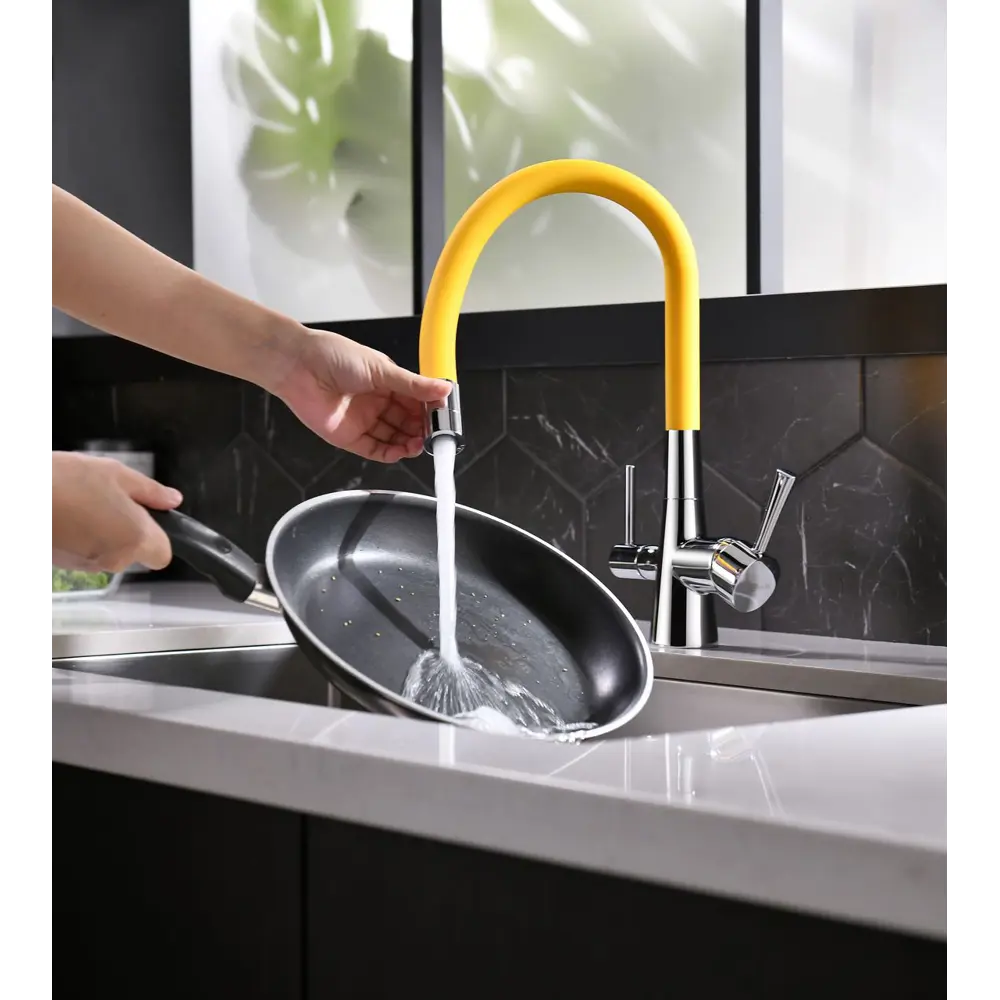 Фото 7 Смеситель для кухни Lemark Comfort цвет желтый Фото 7 Смеситель для кухни Lemark Comfort цвет желтый