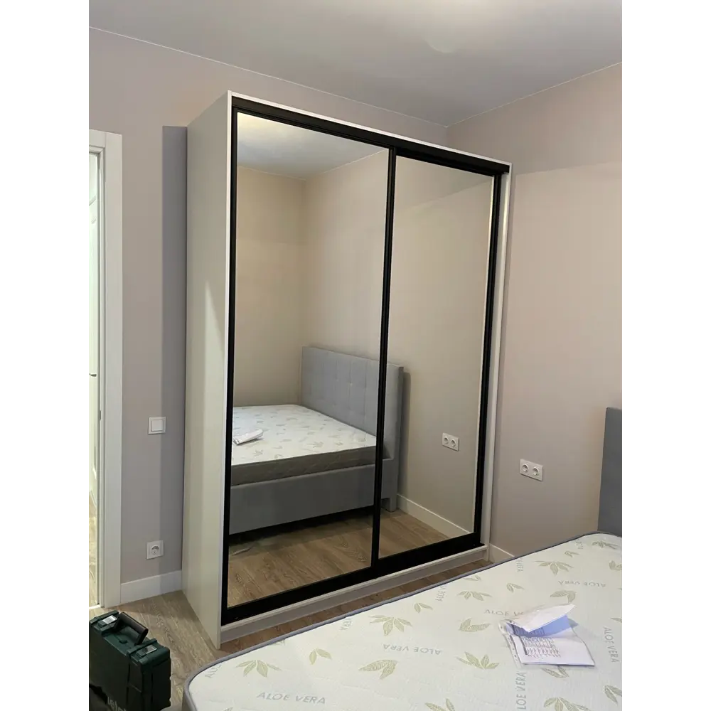 Фото 10 Шкаф-купе Клевер Атина с 2 дверями 240x110х65 см 6 полок ЛДСП цвет белый/лофт зеркальный Фото 10 Шкаф-купе Клевер Атина с 2 дверями 240x110х65 см 6 полок ЛДСП цвет белый/лофт зеркальный