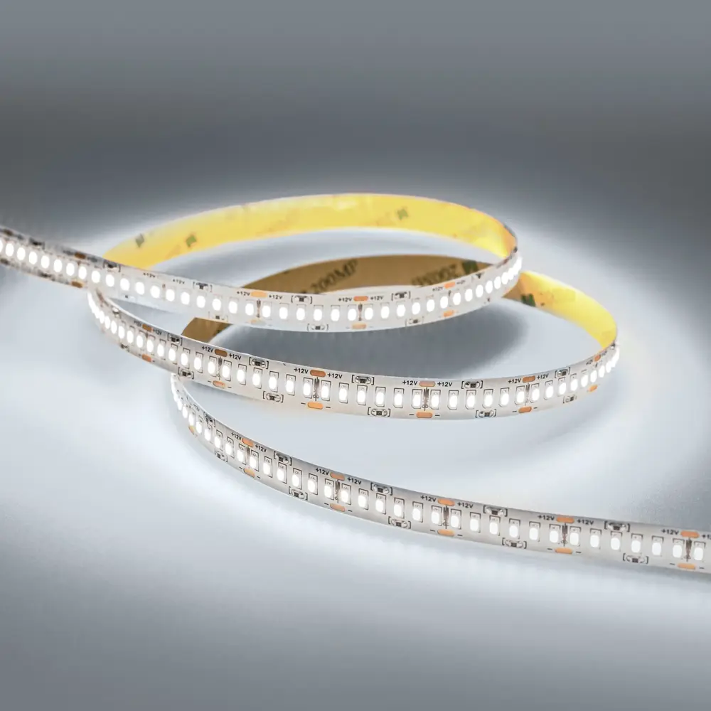 Фото LUX Светодиодная лента 3014 240 LED (24W/M) 12V холодная 6000К IP20, 5м Фото LUX Светодиодная лента 3014 240 LED (24W/M) 12V холодная 6000К IP20, 5м