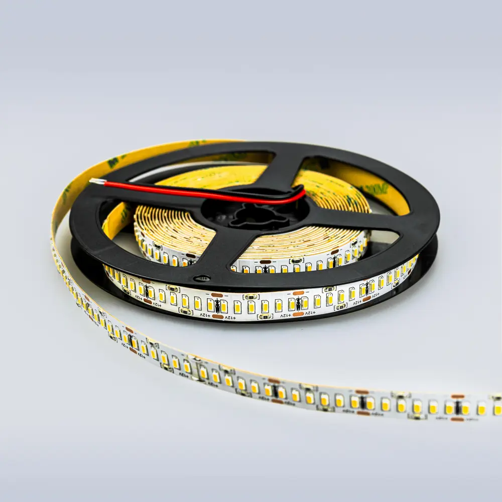 Фото 6 LUX Светодиодная лента 3014 240 LED (24W/M) 12V холодная 6000К IP20, 5м Фото 6 LUX Светодиодная лента 3014 240 LED (24W/M) 12V холодная 6000К IP20, 5м