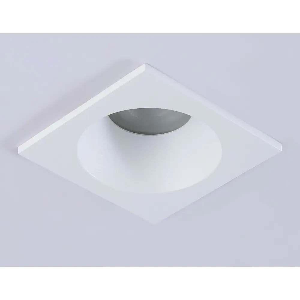 Фото 5 Светильник точечный встраиваемый Ambrella Light Standard tech Tn1189 под отверстие 75 мм GU5.3 цвет белый Фото 5 Светильник точечный встраиваемый Ambrella Light Standard tech Tn1189 под отверстие 75 мм GU5.3 цвет белый