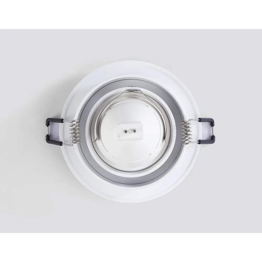 Фото 13 Светильник точечный встраиваемый Ambrella Light Standard tech Tn102721 под отверстие 80 мм GU5.3 цвет белый Фото 13 Светильник точечный встраиваемый Ambrella Light Standard tech Tn102721 под отверстие 80 мм GU5.3 цвет белый