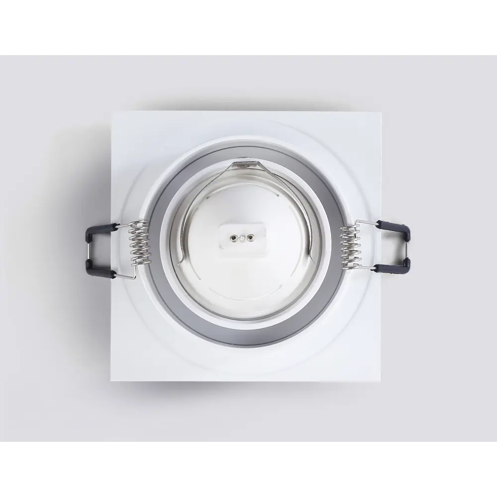 Фото 13 Светильник точечный встраиваемый Ambrella Light Standard tech Tn102726 под отверстие 80 мм GU5.3 цвет белый Фото 13 Светильник точечный встраиваемый Ambrella Light Standard tech Tn102726 под отверстие 80 мм GU5.3 цвет белый