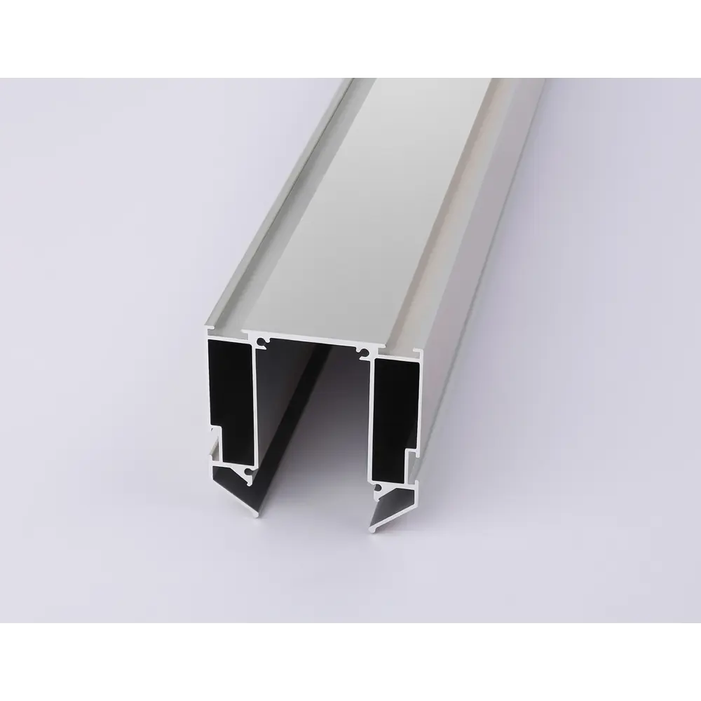 Фото 4 Корпус для накладного шинопровода в натяжной потолок Magnetic 220V Ambrella Light Фото 4 Корпус для накладного шинопровода в натяжной потолок Magnetic 220V Ambrella Light