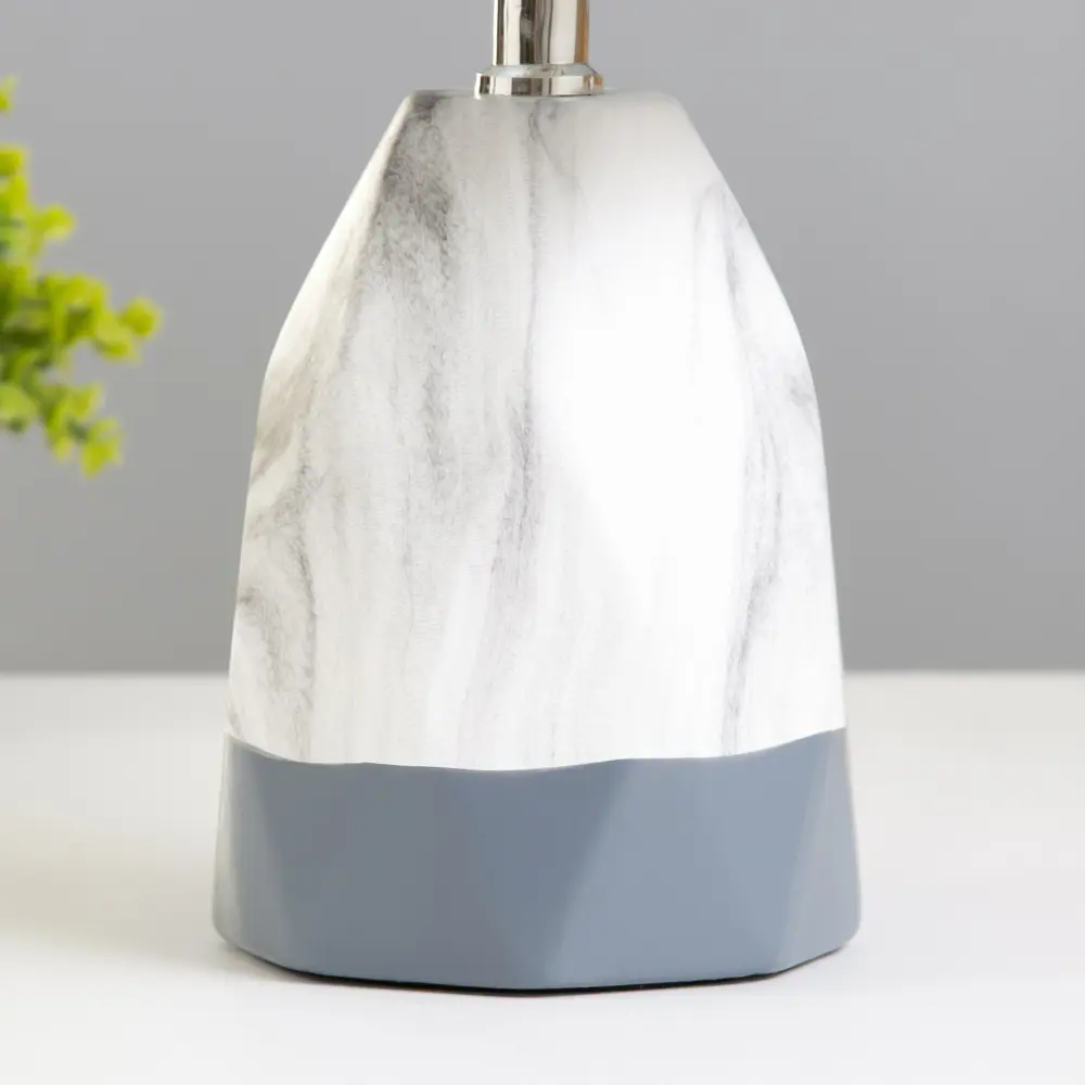 Фото 4 Настольная лампа Risalux 9925591 цвет серый/серебристый Фото 4 Настольная лампа Risalux 9925591 цвет серый/серебристый