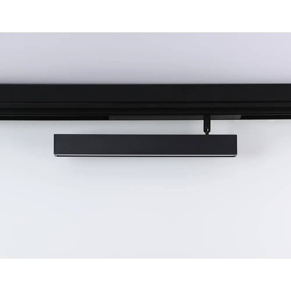 Фото 6 Трековый светильник линейный светодиодный Ambrella light Ambr_gl1332 18 Вт магнитный регулируемый белый свет цвет черный Фото 6 Трековый светильник линейный светодиодный Ambrella light Ambr_gl1332 18 Вт магнитный регулируемый белый свет цвет черный