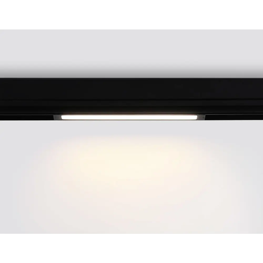 Фото 5 Трековый светильник линейный светодиодный Ambrella Light Gl1262 9 Вт магнитный регулируемый белый свет цвет черный Фото 5 Трековый светильник линейный светодиодный Ambrella Light Gl1262 9 Вт магнитный регулируемый белый свет цвет черный