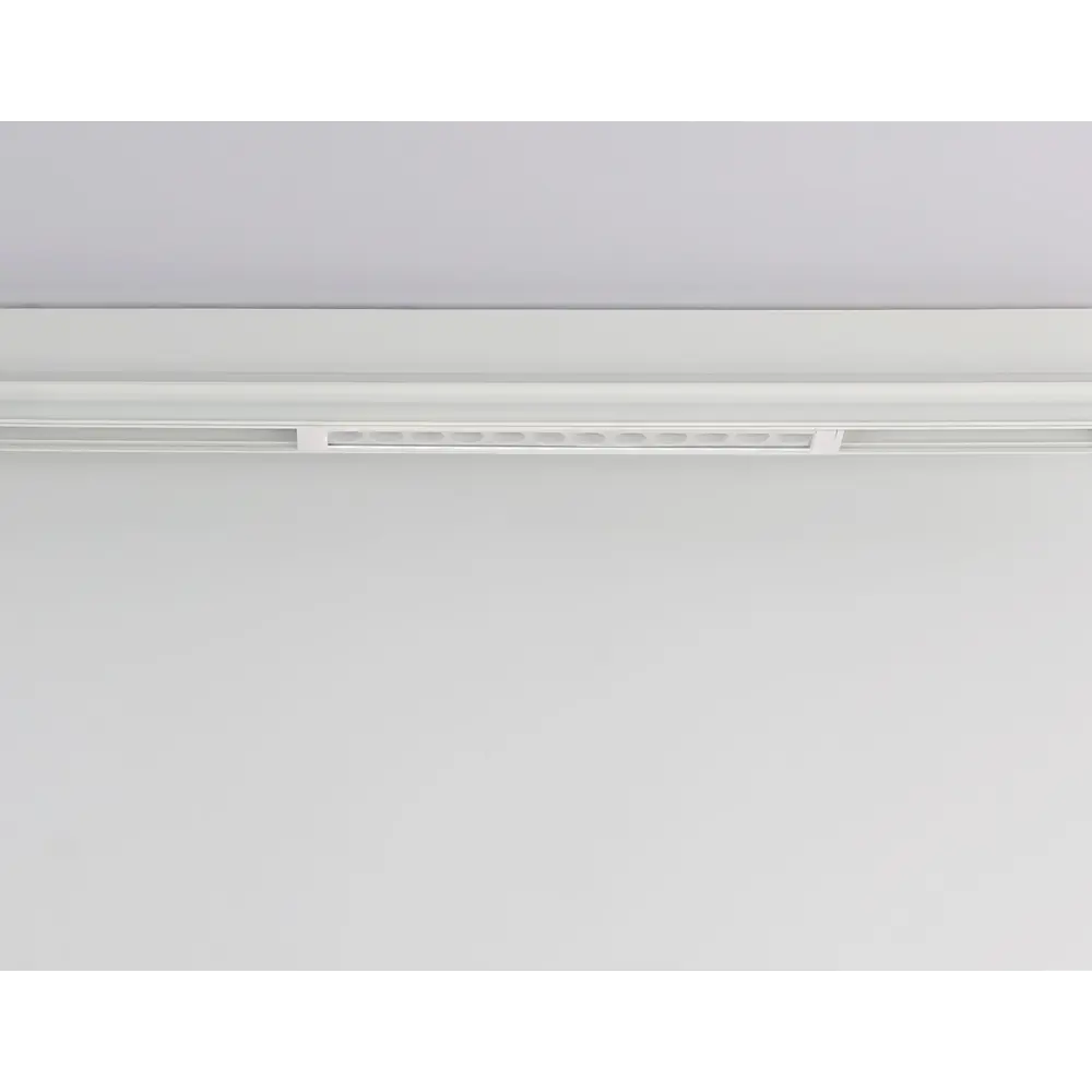 Фото 16 Трековый светильник линейный светодиодный Ambrella Light Gl1301 12 Вт магнитный регулируемый белый свет цвет белый Фото 16 Трековый светильник линейный светодиодный Ambrella Light Gl1301 12 Вт магнитный регулируемый белый свет цвет белый