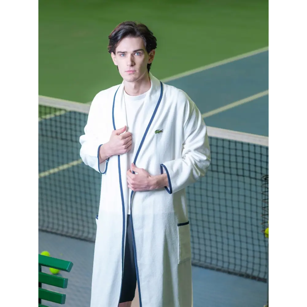 Фото 2 Мужской халат махровый Lacoste Super Boy Blanc S/M цвет белый Фото 2 Мужской халат махровый Lacoste Super Boy Blanc S/M цвет белый