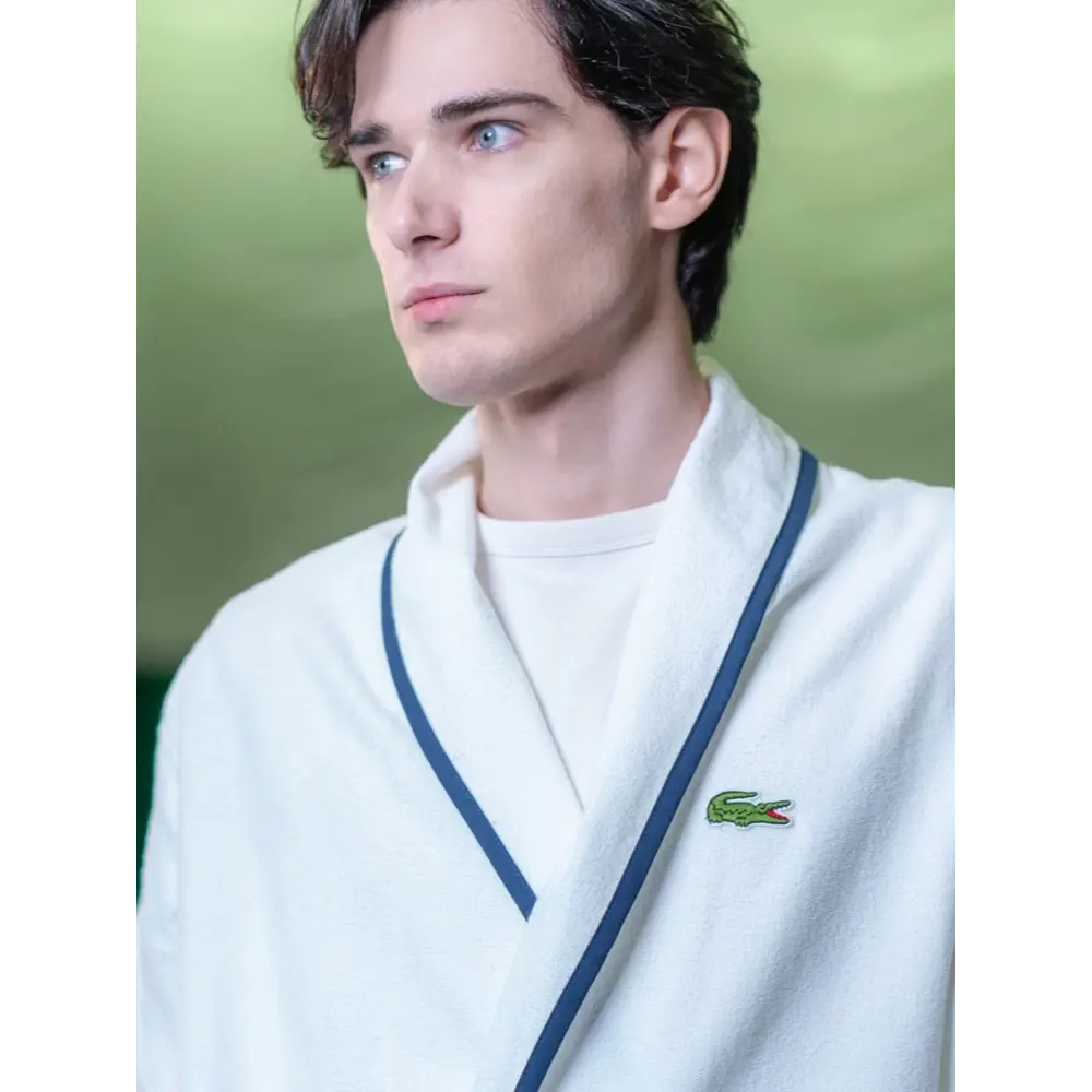 Фото 5 Халат с шалью Lacoste Super Boy Blanc XXL цвет белый Фото 5 Халат с шалью Lacoste Super Boy Blanc XXL цвет белый