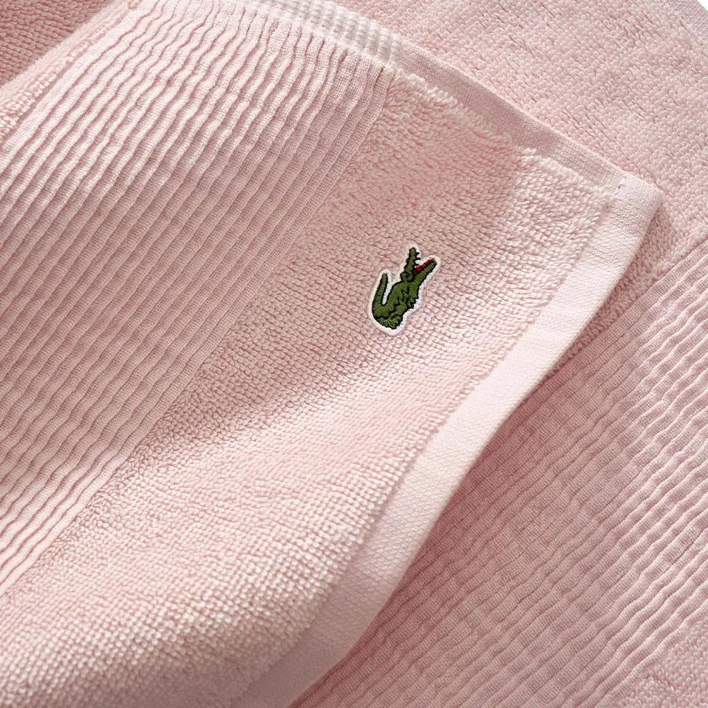 Фото 2 Полотенце Lacoste Super rose для ванной 70x140 см светло-розовый Фото 2 Полотенце Lacoste Super rose для ванной 70x140 см светло-розовый