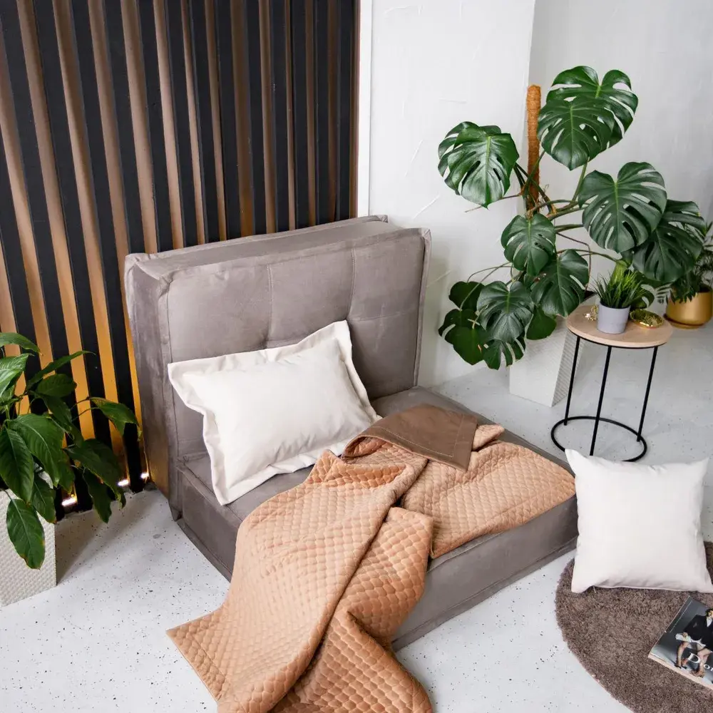 Фото 6 Диван Miella 80x23x100 см велюр цвет серо-бежевый с молочными подушками Фото 6 Диван Miella 80x23x100 см велюр цвет серо-бежевый с молочными подушками