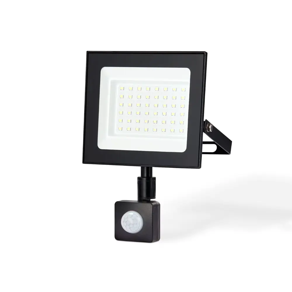 Фото 2 Прожектор светодиодный уличный Ambrella light St8115 50 Вт 6500 К IP65 холодный белый (голубой) свет Фото 2 Прожектор светодиодный уличный Ambrella light St8115 50 Вт 6500 К IP65 холодный белый (голубой) свет