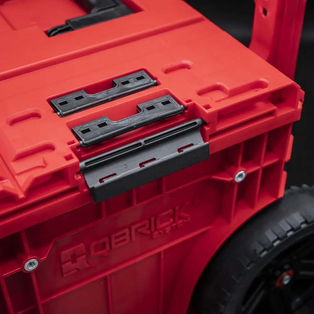 Фото 7 Ящик-тележка для инструментов на колесах Qbrick System QS One Cart 2.0. Red Ultra HD 49.50x64.50x66.90 см, abs-пластик Фото 7 Ящик-тележка для инструментов на колесах Qbrick System QS One Cart 2.0. Red Ultra HD 49.50x64.50x66.90 см, abs-пластик