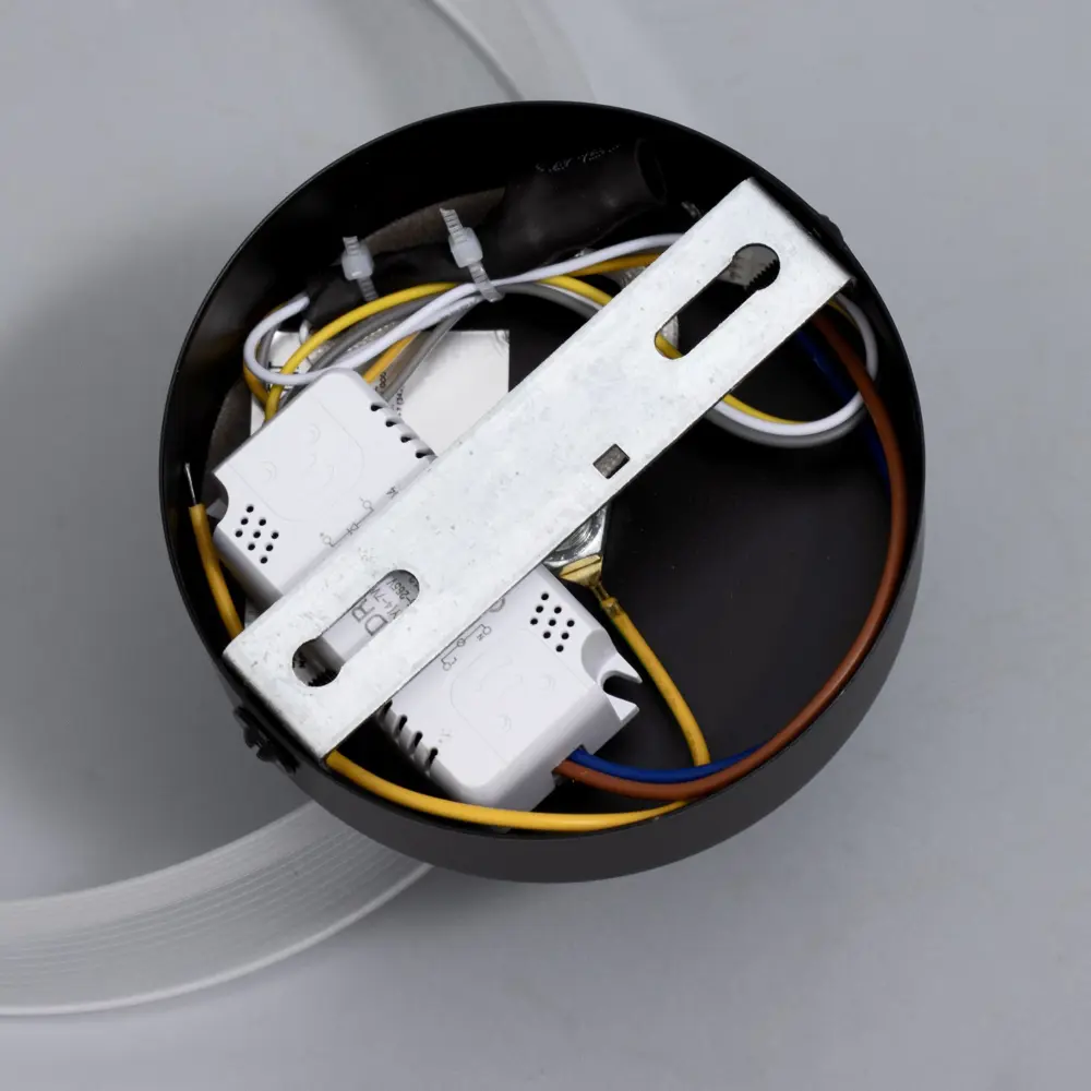 Фото 9 Настенный светильник светодиодный Bayerlux 9626211 Кворум 8Вт регулируемый белый свет цвет черный