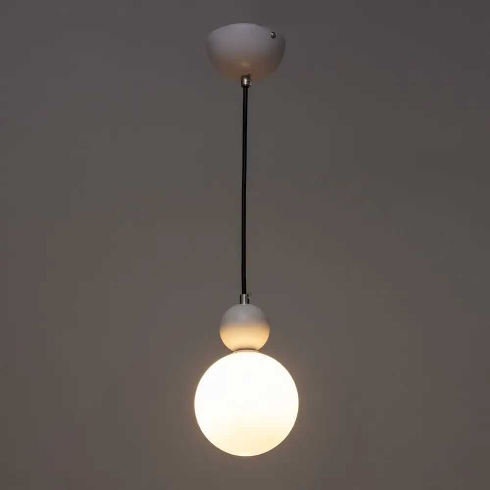 Фото 3 Светильник подвесной Bayerlux Сима-ленд 9951766 1 лампа 3 м² цвет белый Фото 3 Светильник подвесной Bayerlux Сима-ленд 9951766 1 лампа 3 м² цвет белый