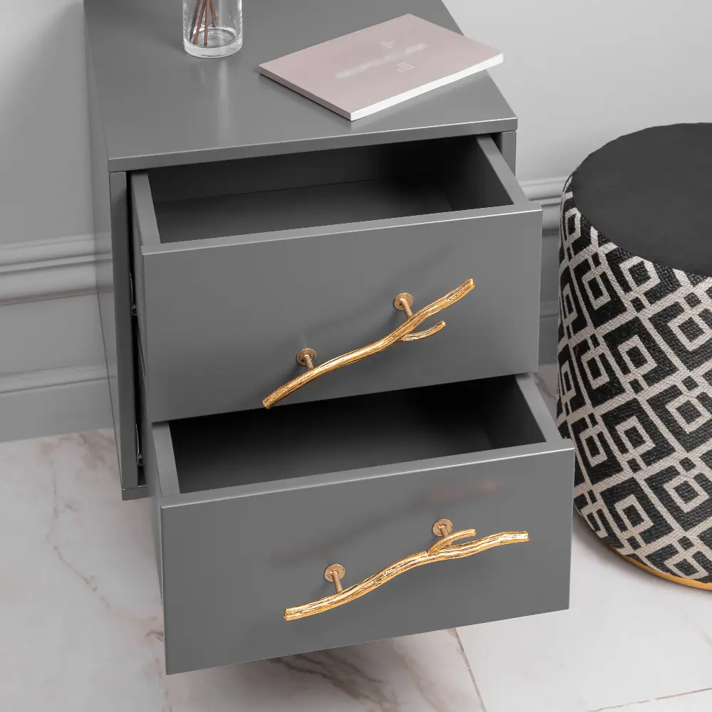 Фото 2 Тумба прикроватная Bogacho 40x60.50x44.50 см 2 ящика цвет серый с золотом 1639/серый Фото 2 Тумба прикроватная Bogacho 40x60.50x44.50 см 2 ящика цвет серый с золотом 1639/серый