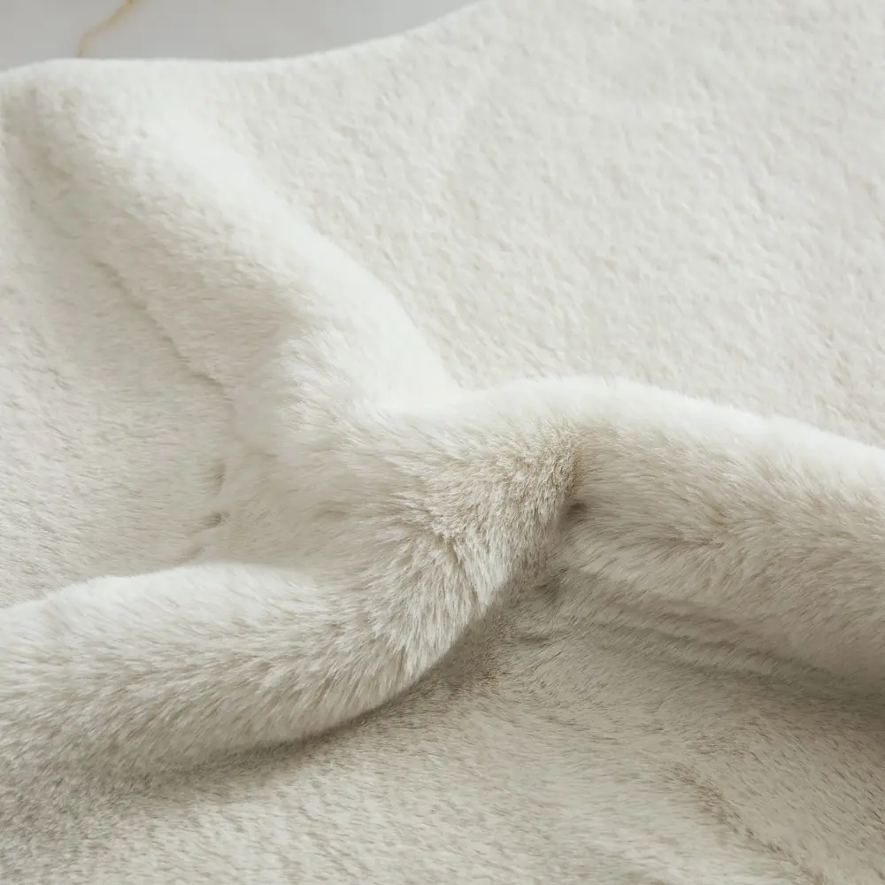 Фото 6 Коврик декоративный Плюшевый Sofi de Marko крем 150х150 см Фото 6 Коврик декоративный Плюшевый Sofi de Marko крем 150х150 см