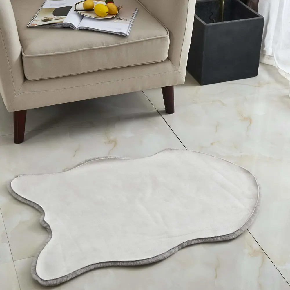 Фото 2 Коврик декоративный Плюшевый Sofi de Marko серый 60х90 см Фото 2 Коврик декоративный Плюшевый Sofi de Marko серый 60х90 см