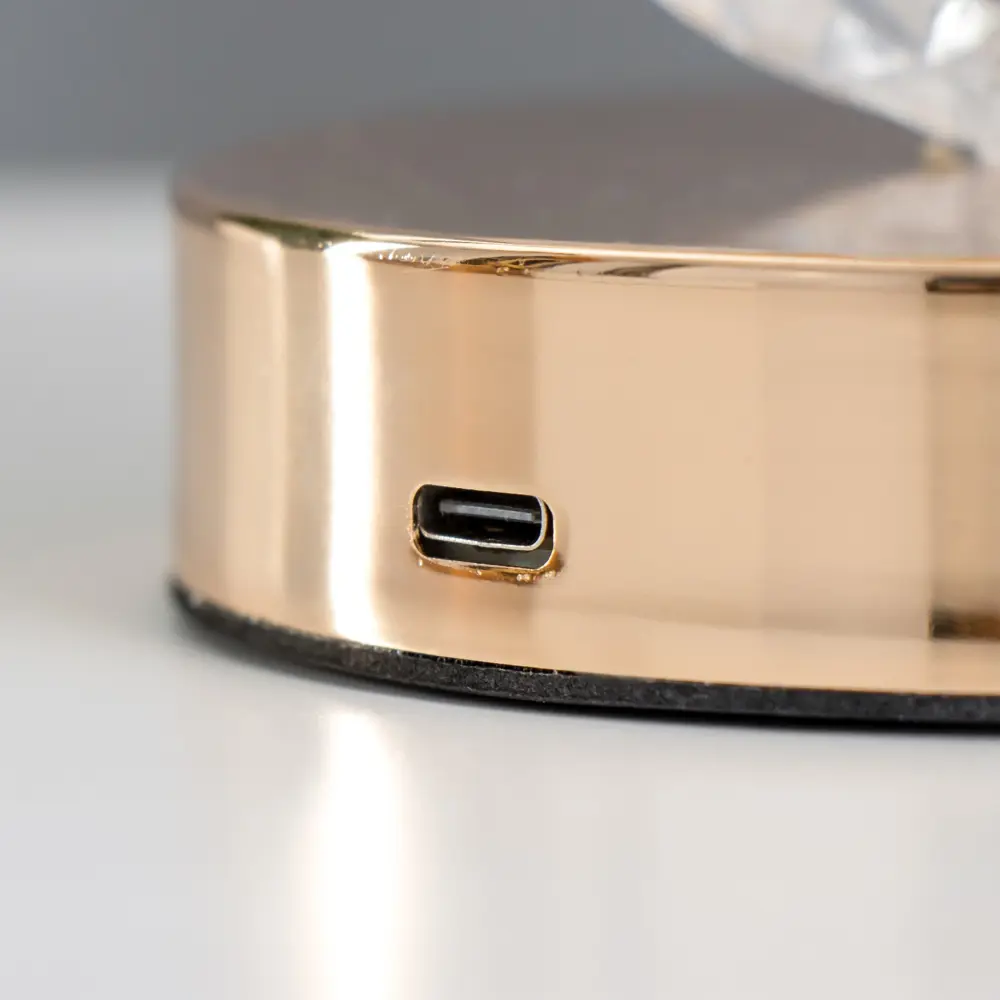 Фото 9 Настольная лампа прикроватная Risalux Ренди 4.5Вт USB 12x10x26 см цвет бежевый