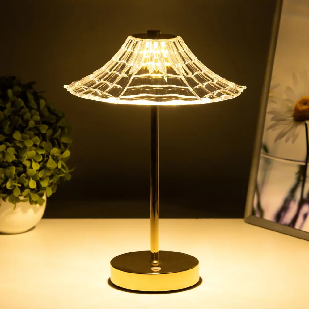 Фото 4 Настольная лампа прикроватная Risalux сенсорная Джемма 10Вт АКБ цвет золото