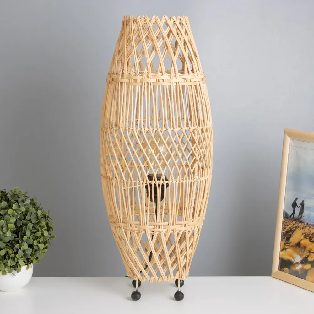 Фото Настольная лампа Сима-ленд 10090408 цвет бежевый Фото Настольная лампа Сима-ленд 10090408 цвет бежевый