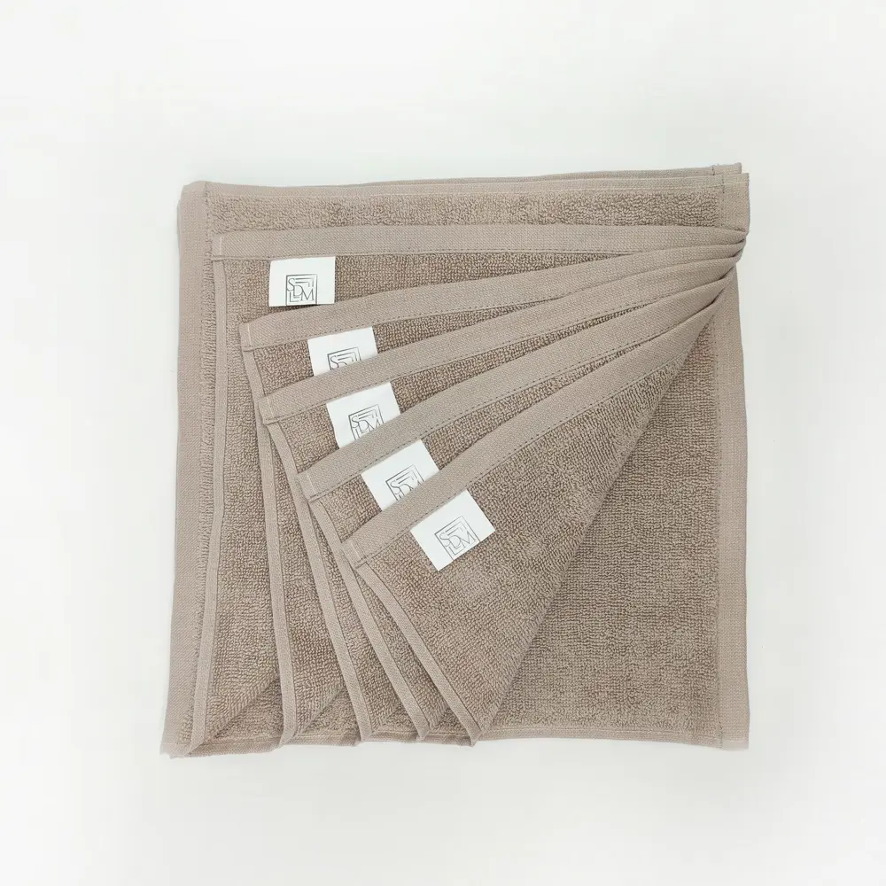 Фото 3 Полотенце Sofi de marko Бруна для ванной 30x30 см бежевый Фото 3 Полотенце Sofi de marko Бруна для ванной 30x30 см бежевый